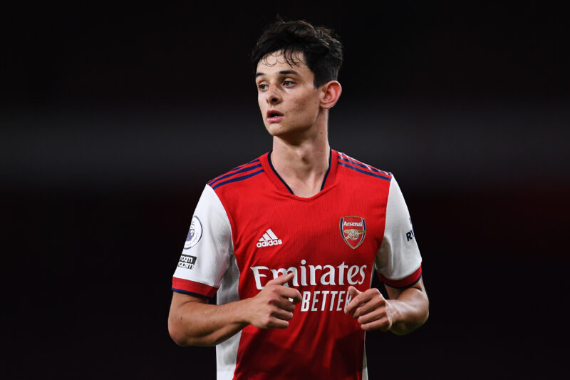 Un Jeune D Arsenal Dans Le Viseur Du Fc Barcelone