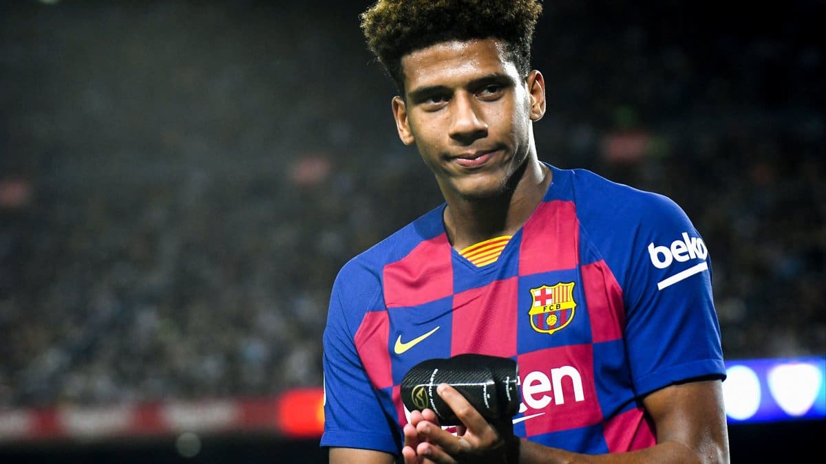 Jean-Clair Todibo, défenseur du FC Barcelone
