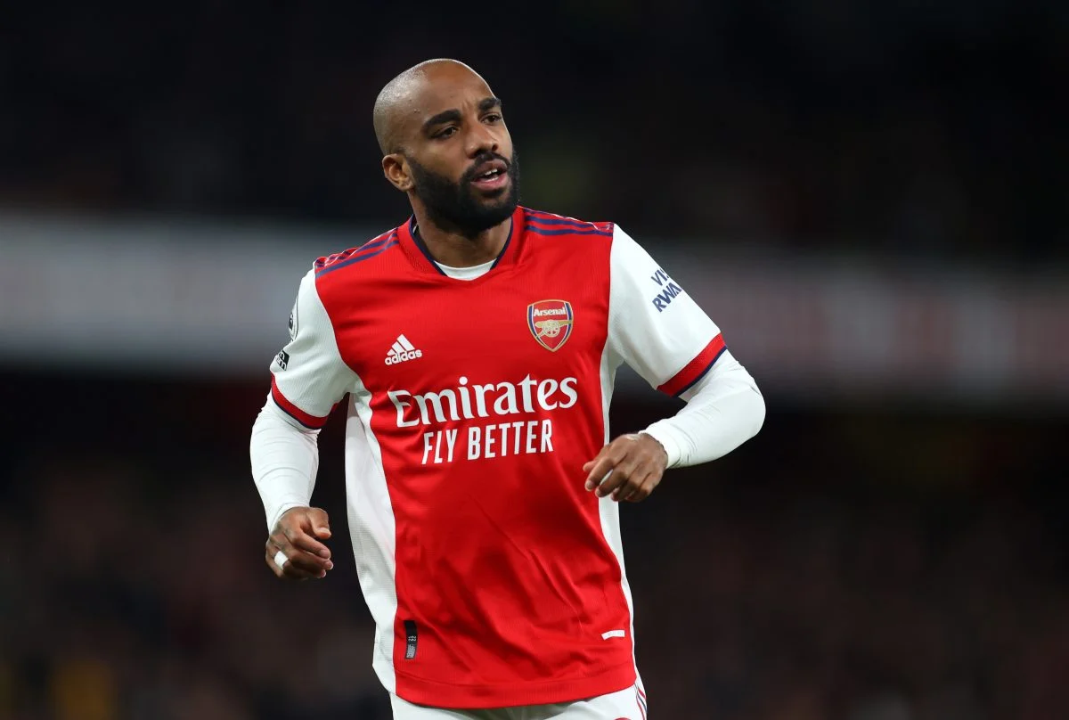 Alexandre Lacazette ne manque pas de courtisans