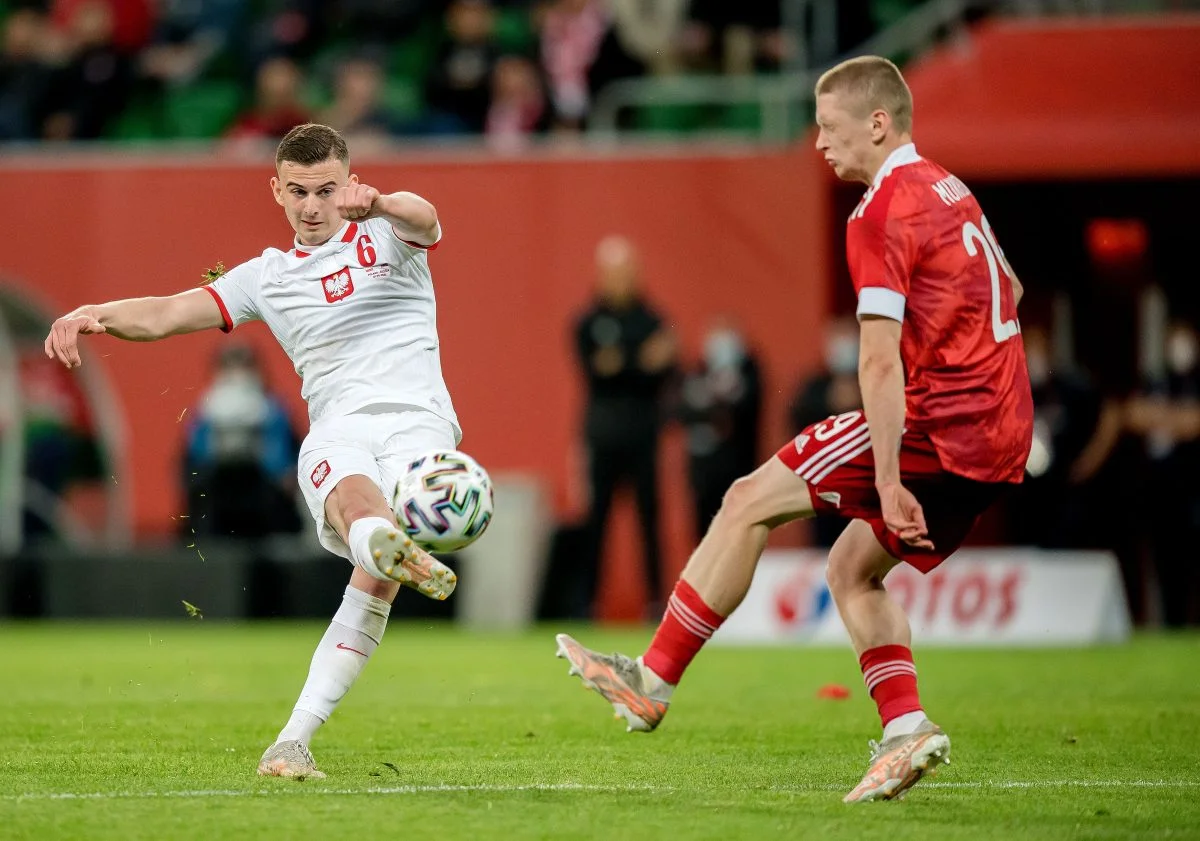 Kacper Kozlowski s'engage à Brighton en Premier League