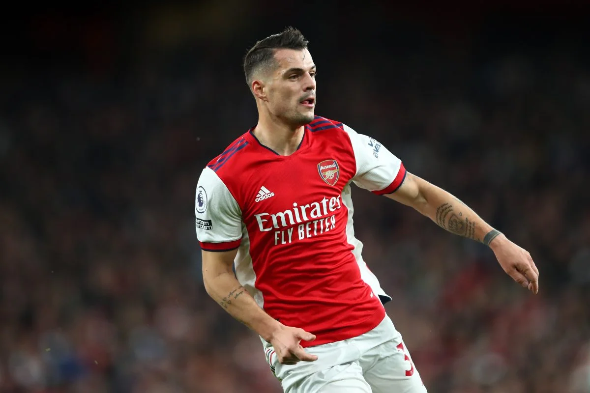 Granit Xaka vers l'AS Roma