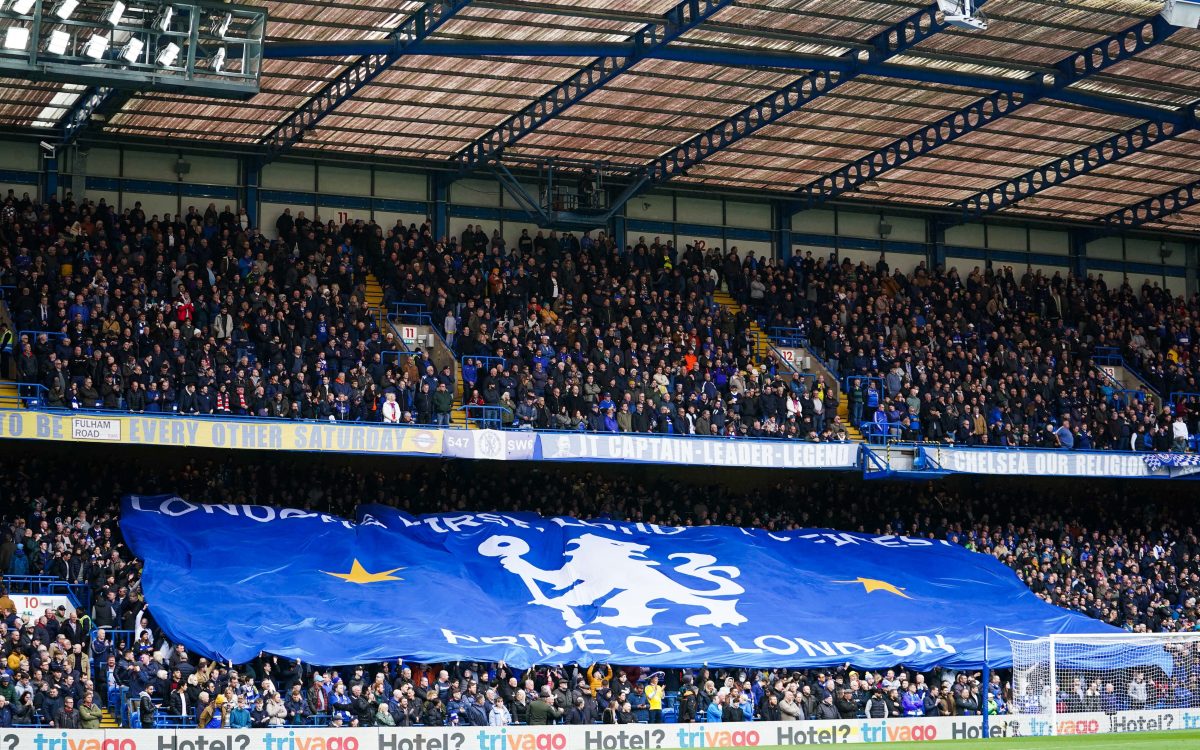 Chelsea fans dans Stamford Bridge