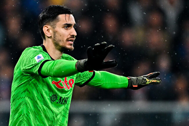Alex Meret vers Tottenham