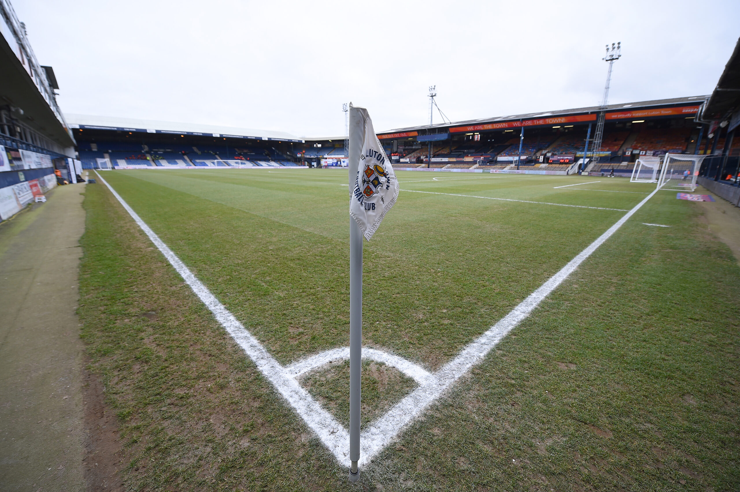 Kenilworth Road Visitez Ce Qui Deviendra Le Plus Petit Stade Premier   Luton Town V Stoke City Sky Bet Championship 1 Scaled 