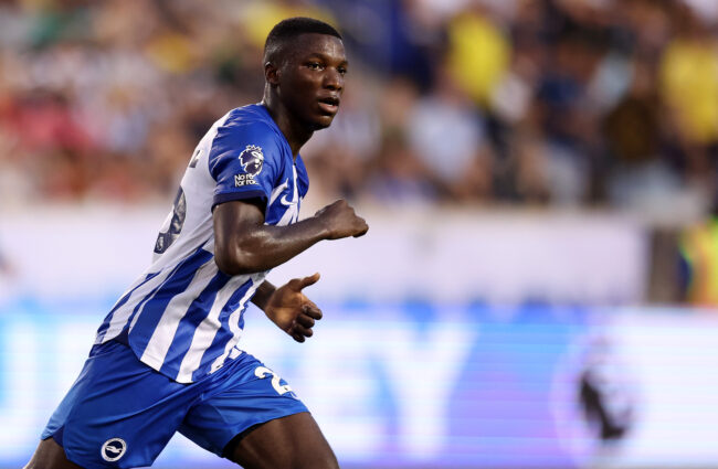 Moises Caicedo vers Chelsea
