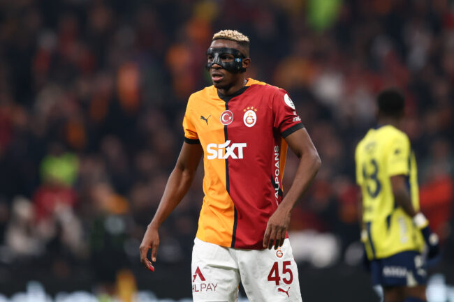 victor osimhen de naples vers manchester united premier league