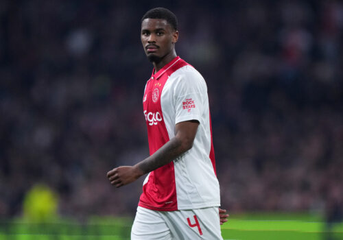 jorrel hato vers chelsea