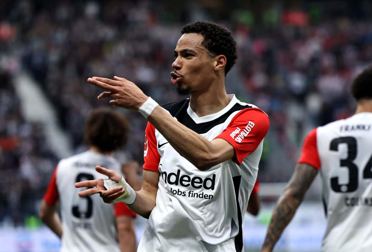 Ekitike vers manchester city